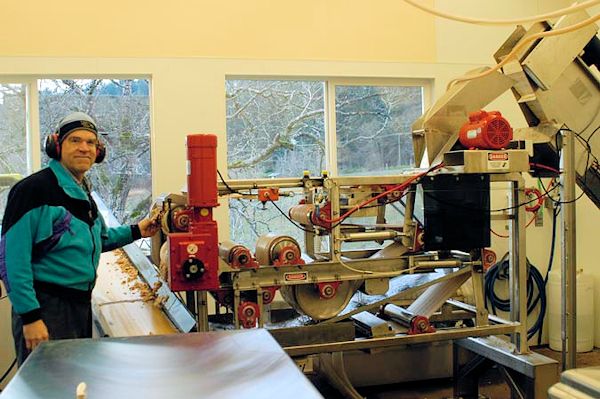 Laughing Apple Farm pressing machine